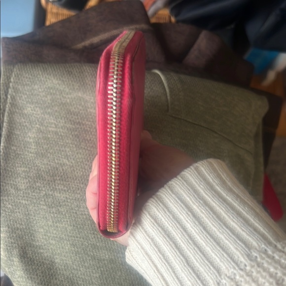 Prada Pink Wallet - Picture 5 of 16